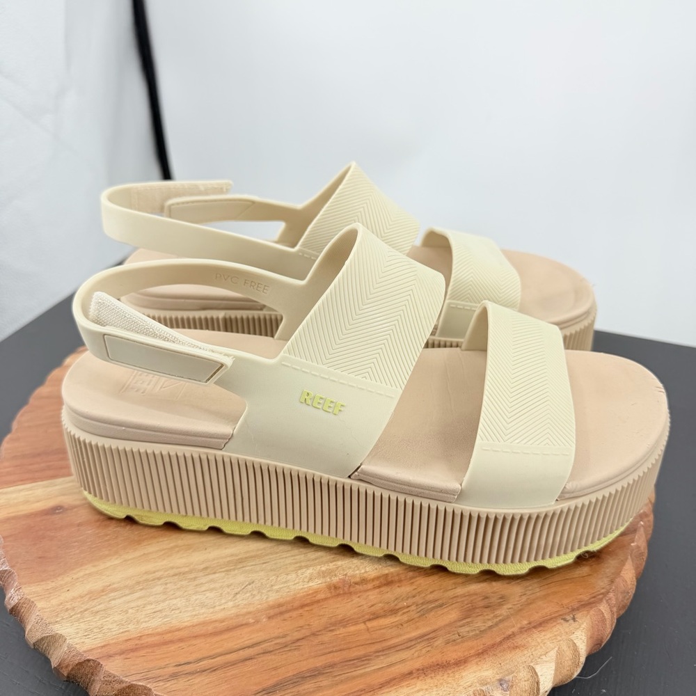 Reef Women's Cream Platform Sandal